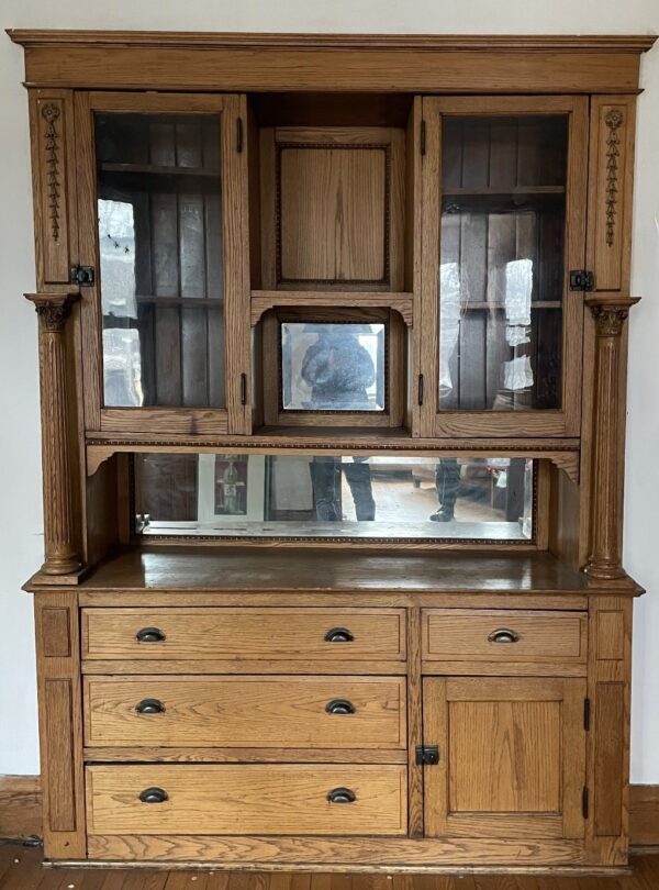 AC1007 Antique c1910 Chicago Oak Built-In Breakfront Buffet Mirrors Original