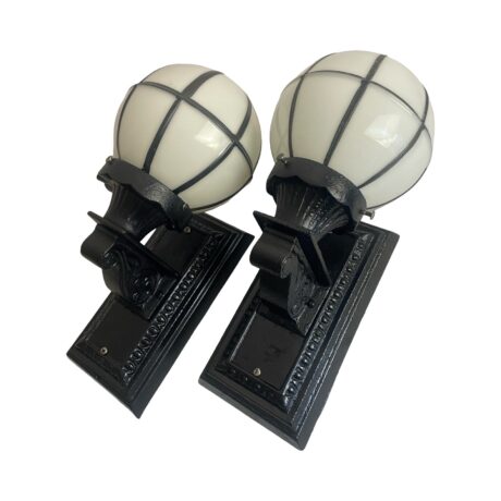 VL1278 Pair Craftsman c1927 Murlin Mfg. Cast Iron Porch Lights Sconces Restored - Image 2