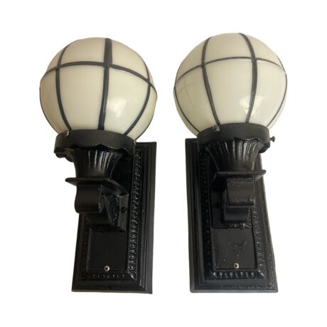 VL1278 Pair Craftsman c1927 Murlin Mfg. Cast Iron Porch Lights Sconces Restored - Image 4