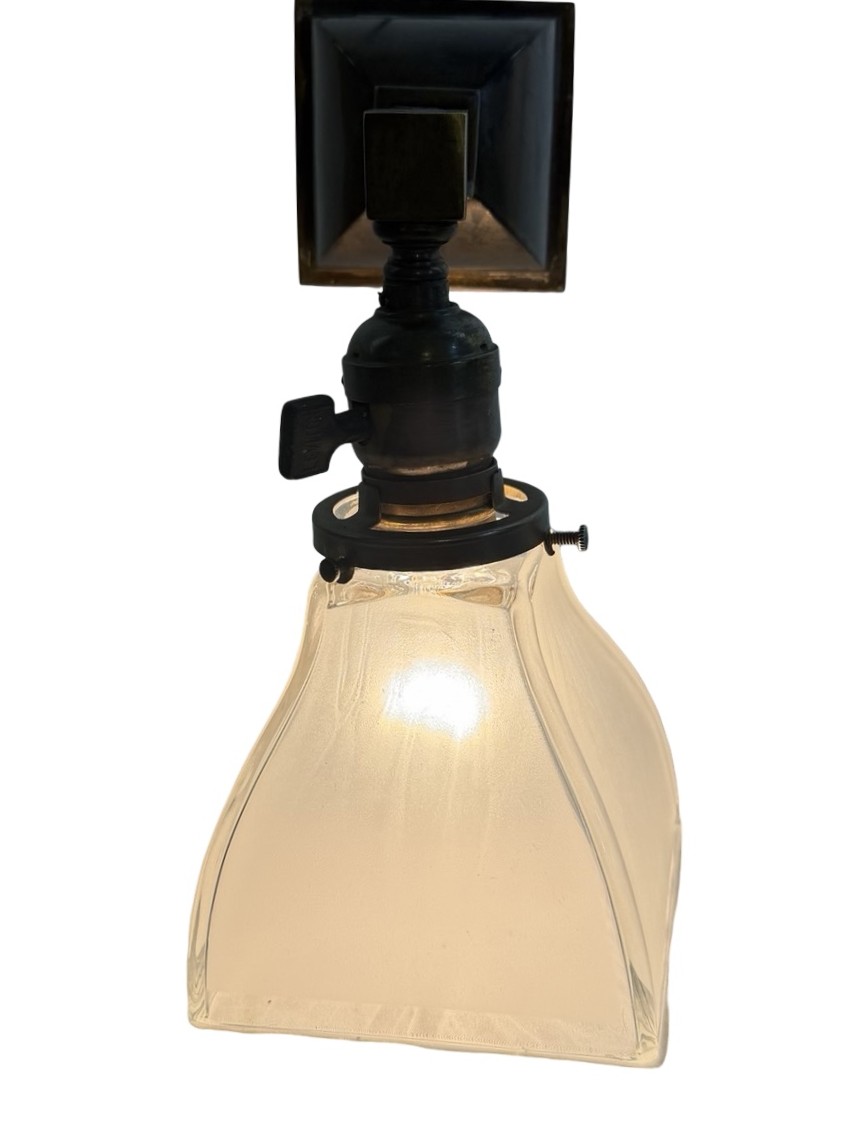 VL1325 Antique c1905 Craftsman Brass Beam Sconce Period Jefferson Shade Restored - Image 4