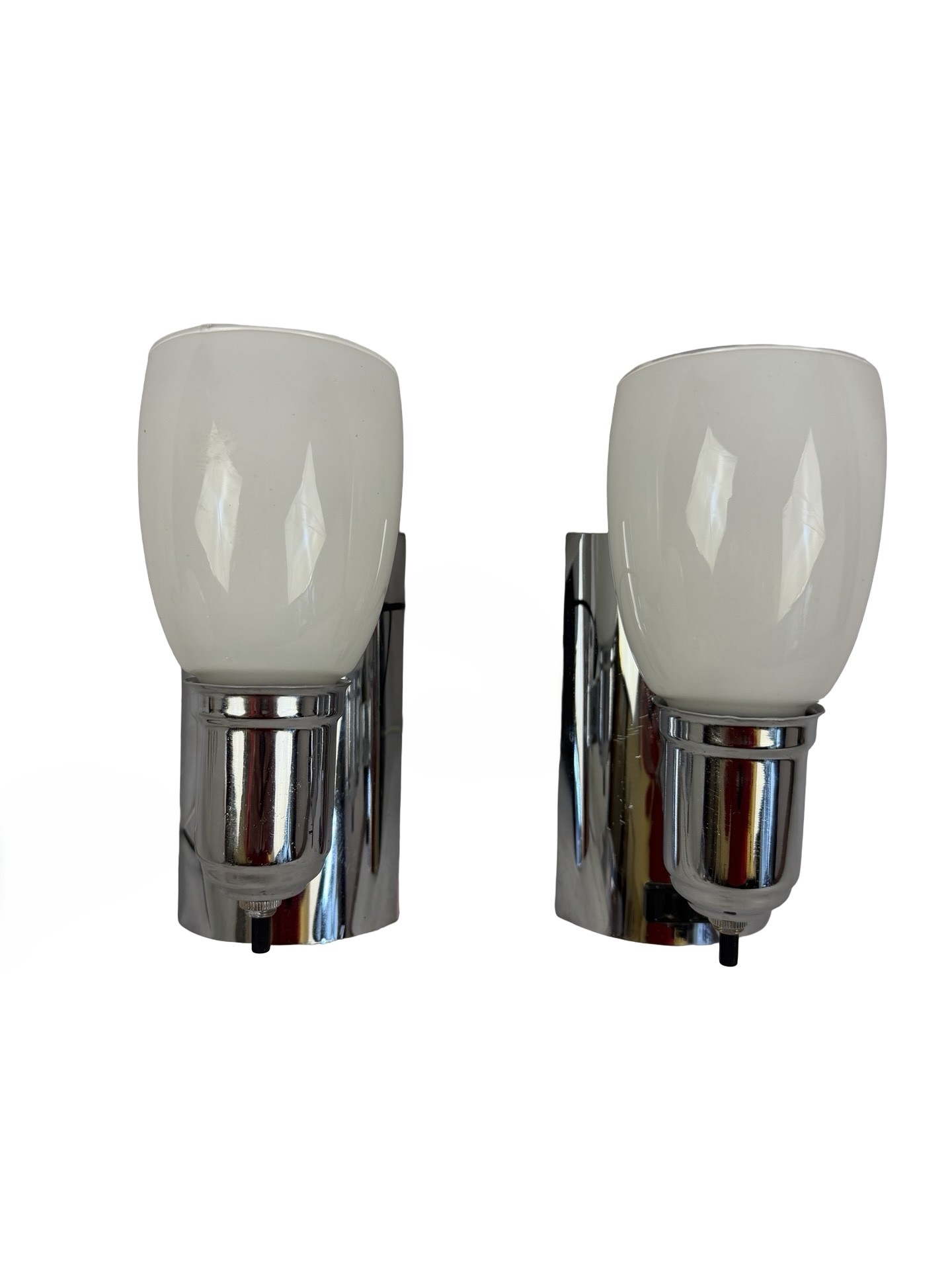 VL1331 Pair Vintage c1940s Chrome Retro Sconces Original Shades Restored - Image 2